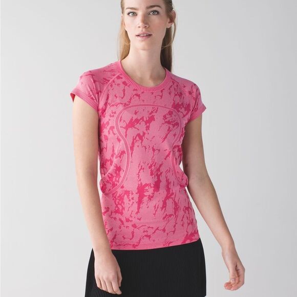 Lululemon Swiftly Tech Short Sleeve Crew Pink Size 6 - Picture 1 of 9